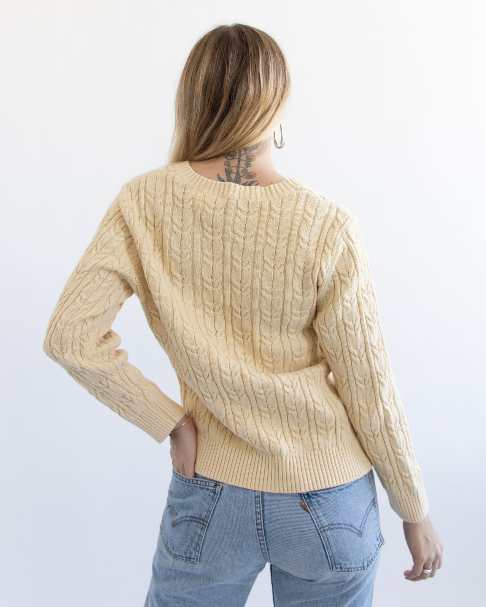 Butter Yellow Sweater Pittouri