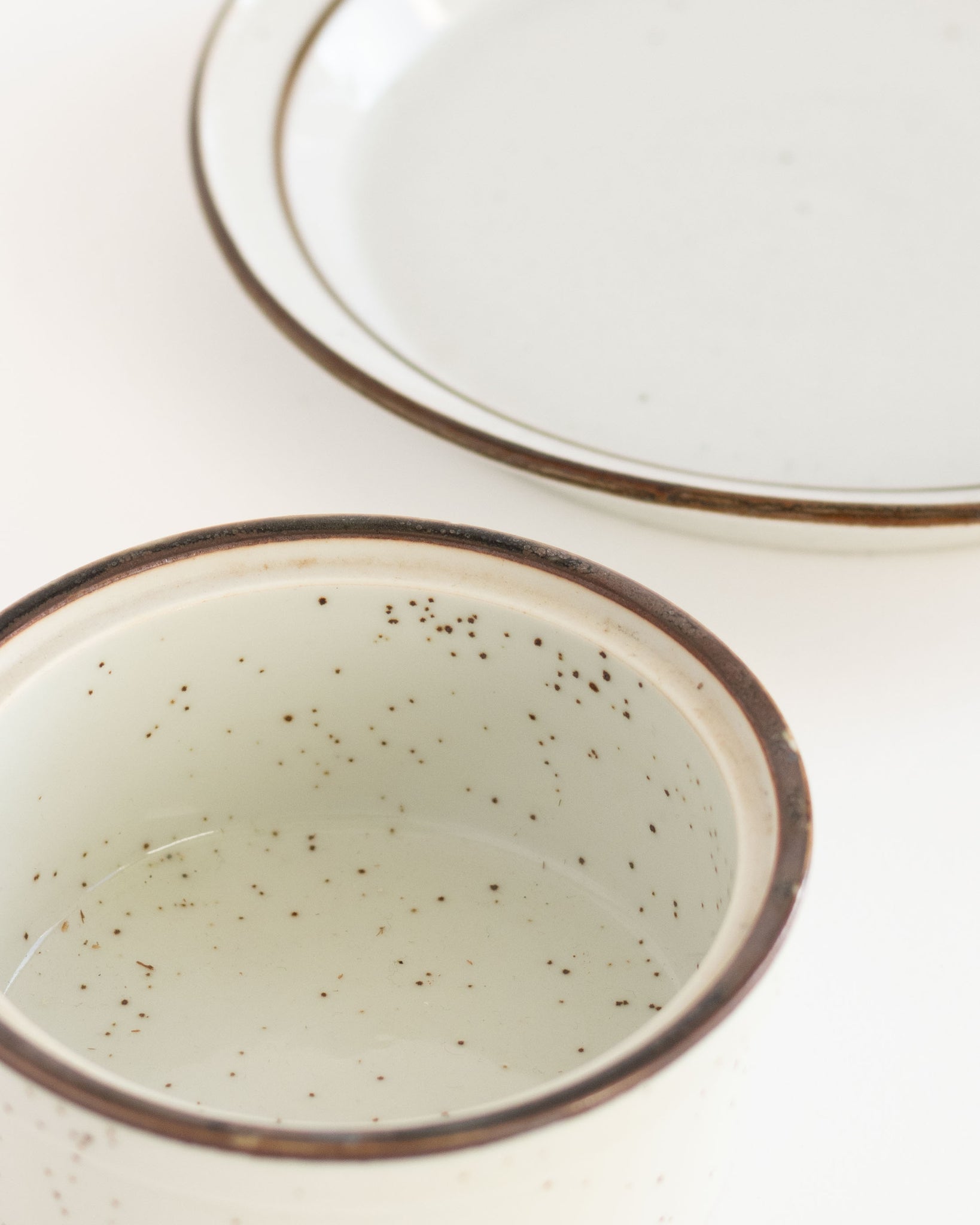 Soup and Cracker Set